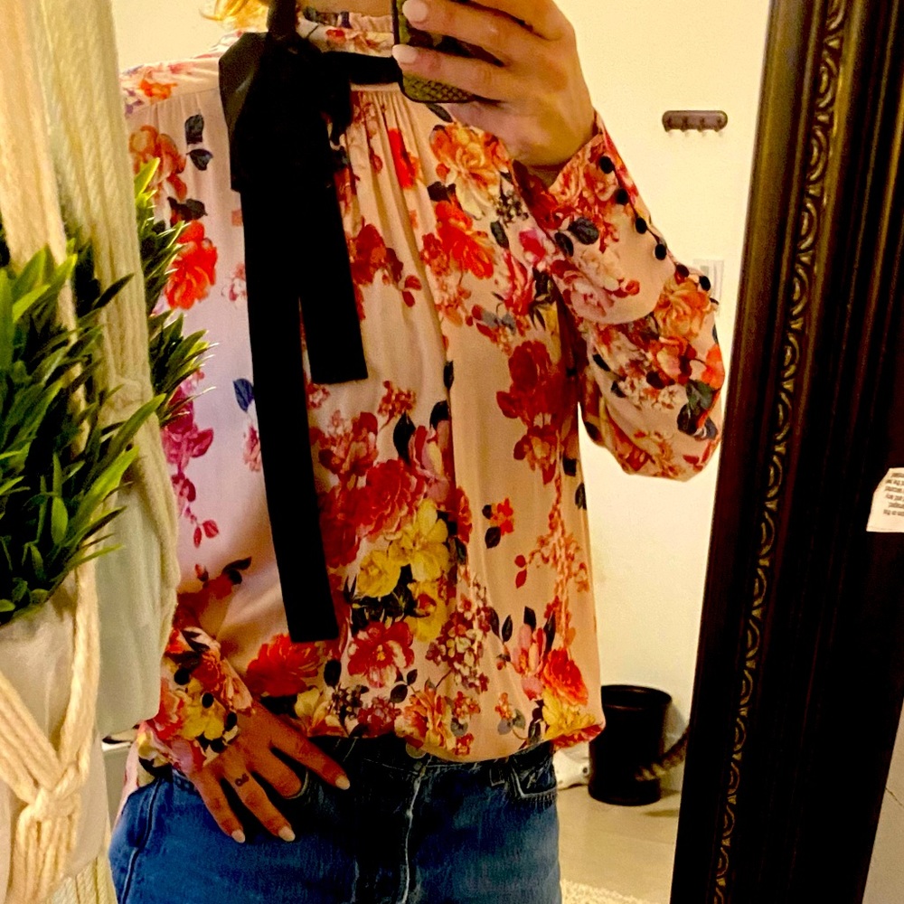 Zara Floral Button Cuff Blouse